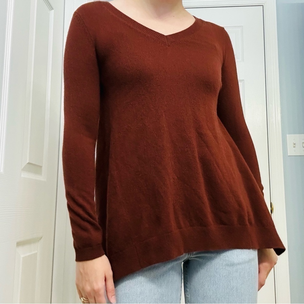 Vince Sweater Designer Brown Wool Cashmere Flowy V-Nexk Minimalist Extra Small